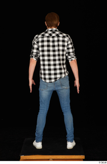  Stanley Johnson casual dressed jeans shirt sneakers standing whole body 0005.jpg
